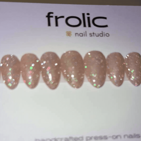 14-Nail Set: peach sparkle flash ⚡︎ | short almond